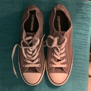 Women’s Gray Low Converse